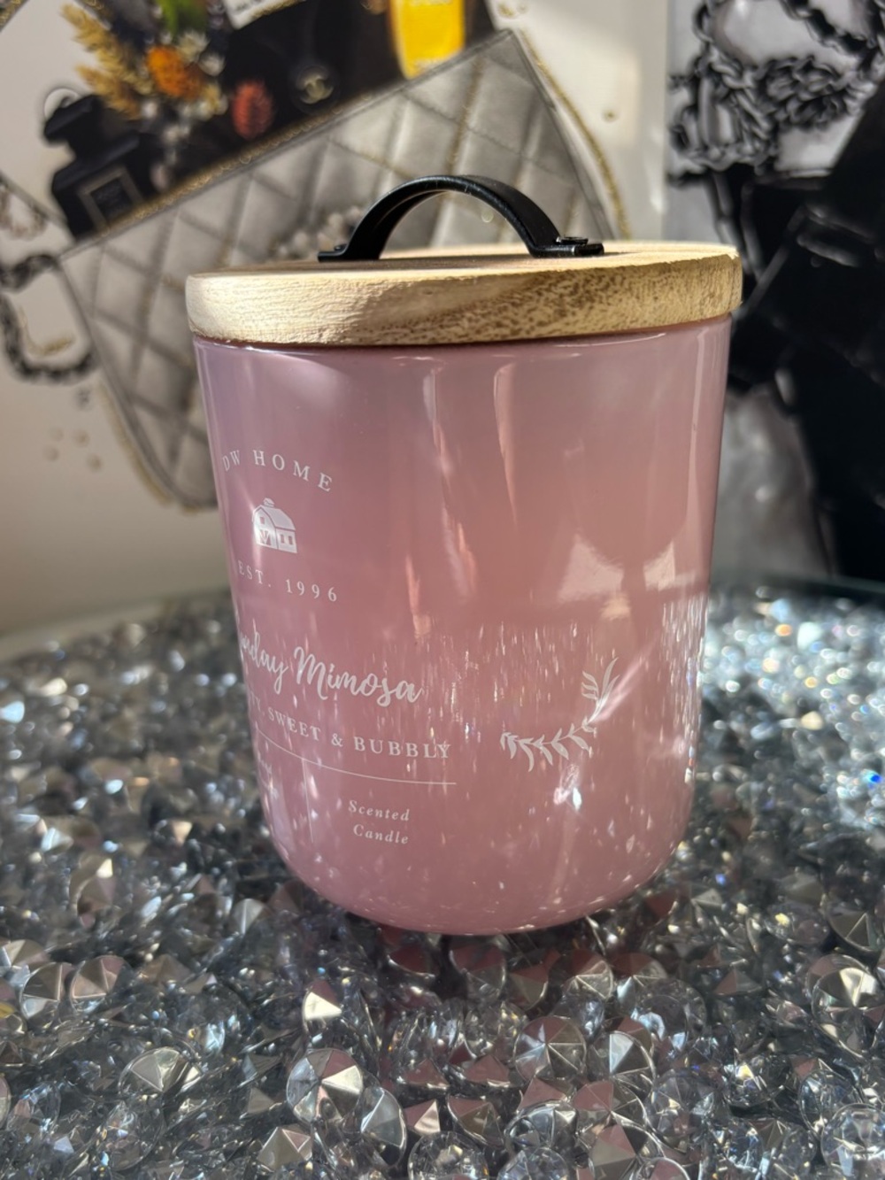 DW Home Sunday Mimosa scented candle - Picture 2 of 4
